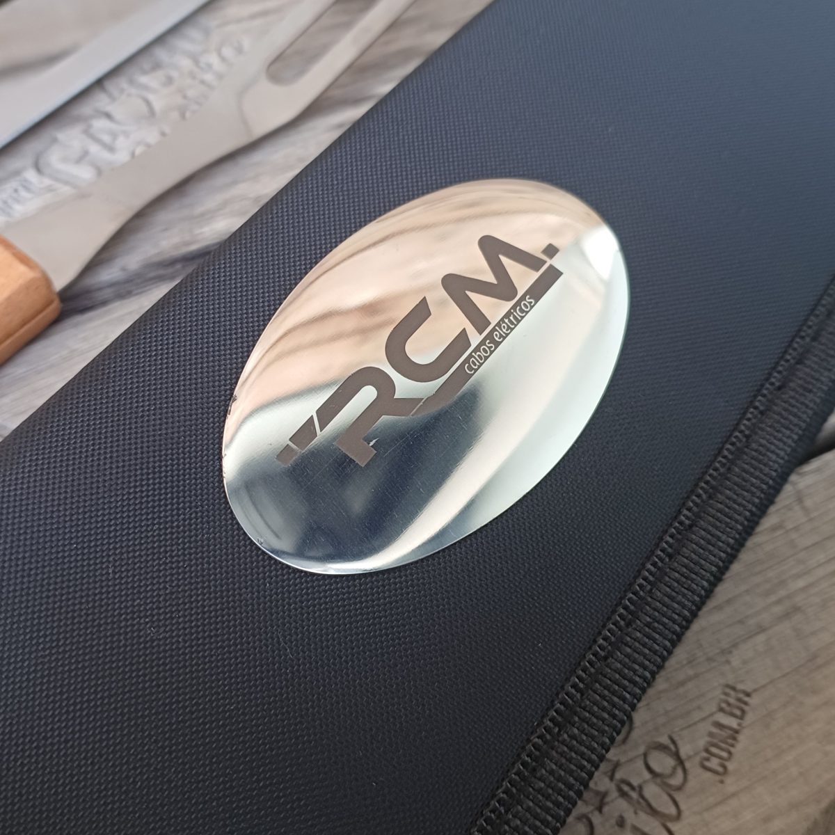 Kit Churrasco 3 peças Personalizado co Estojo Garfo Faca Pegador Placa Personalizada
