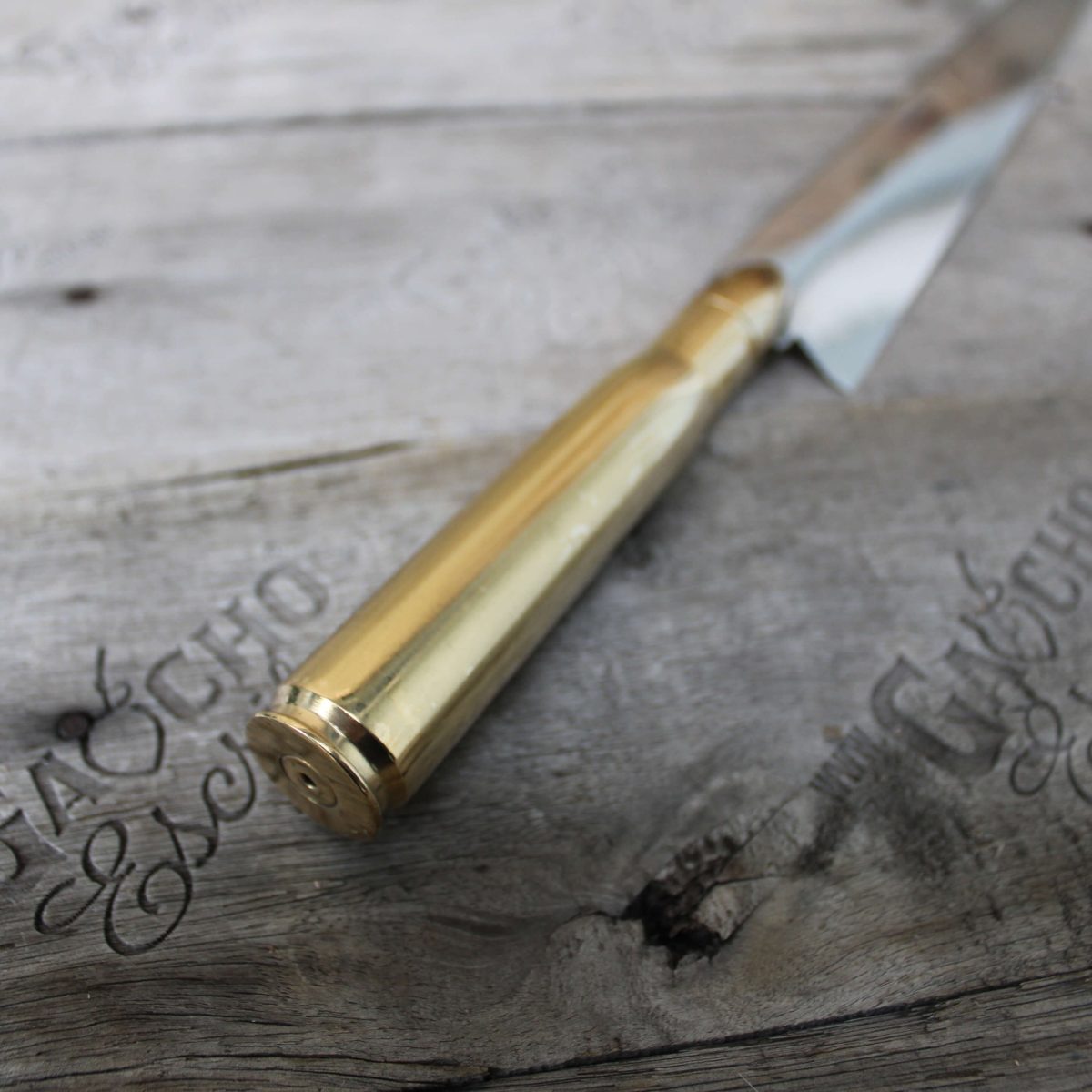 Faca Artesanal 8" Lâmina Inox 420 3 mm Cabo em Munição .50 Fuzil Militar