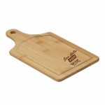 tábua de corte retangular em bambu com cabo personalizada a laser para churrasco e cozinha